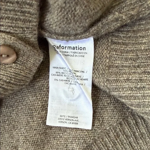 Reformation Clara Cashmere Crew Cardigan - Picture 3 of 4